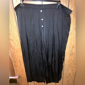 Black cropped wide leg flowy pant by Anthropologie 3x